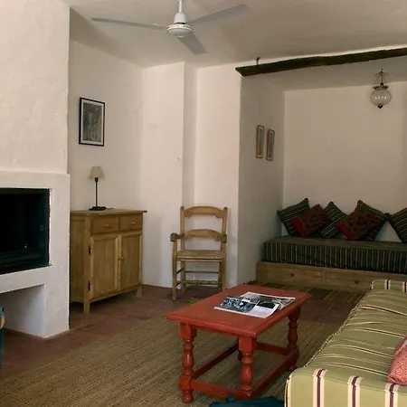 Εξοχικό σπίτι Casas De Parauta *